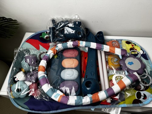 Baby fitness blanket play - baby,